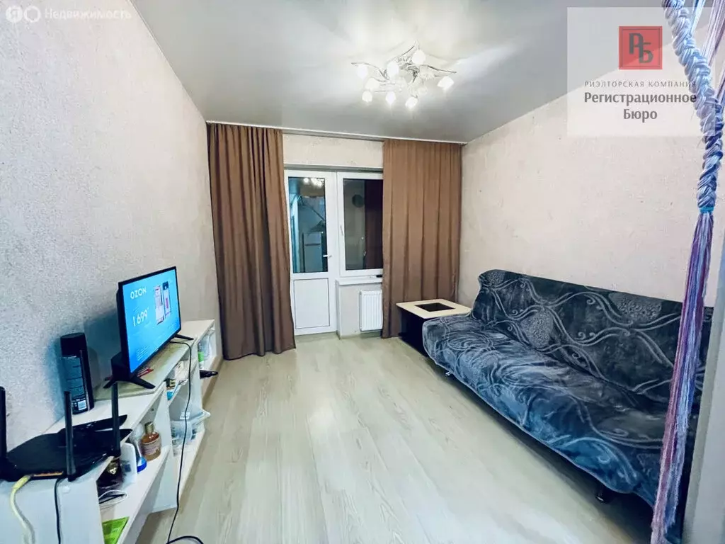 Квартира-студия: Киров, улица Ивана Попова, 38 (20 м) - Фото 1