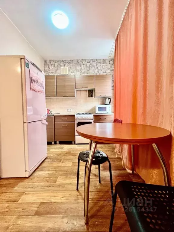 2-к кв. Пермский край, Пермь Комсомольский просп., 24 (47.0 м) - Фото 2