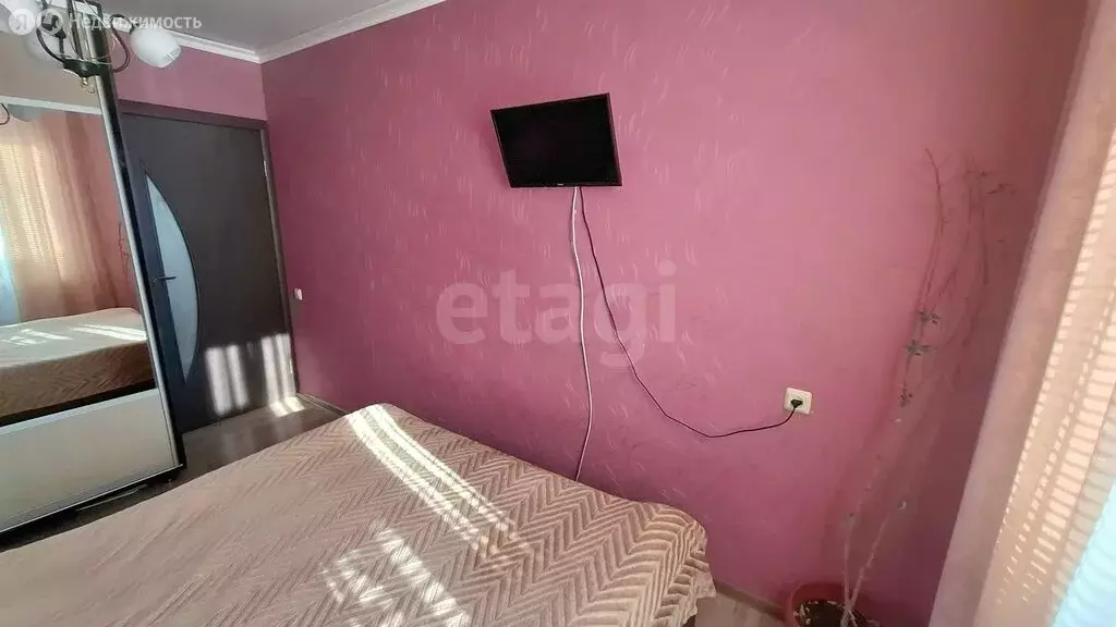 3-комнатная квартира: Орск, микрорайон Новый город, улица ... - Фото 1