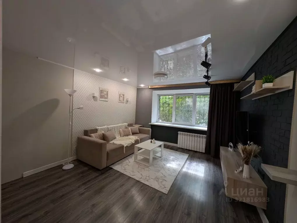 1-к кв. Свердловская область, Екатеринбург ул. Татищева, 77 (33.9 м) - Фото 1