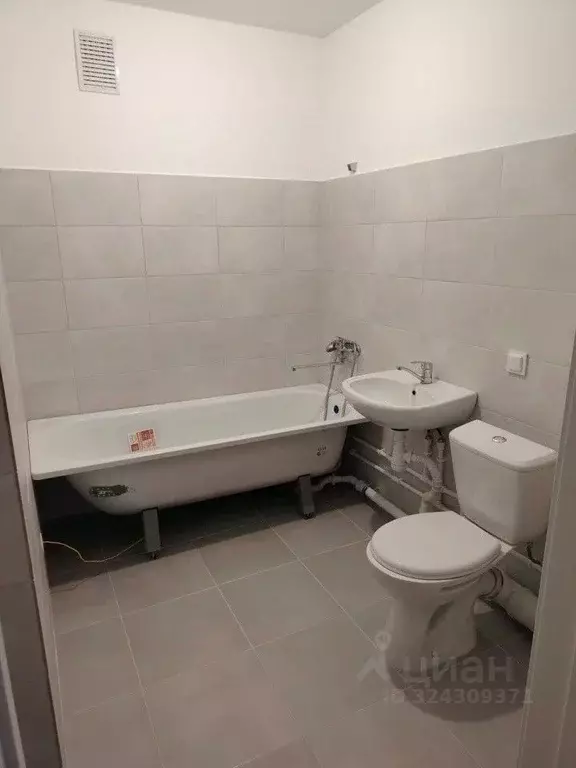 Свободной планировки кв. Свердловская область, Екатеринбург ул. ... - Фото 2