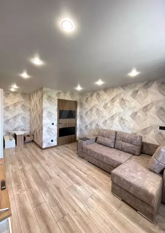 1-к. квартира, 37 м, 5/8 эт. - Фото 0