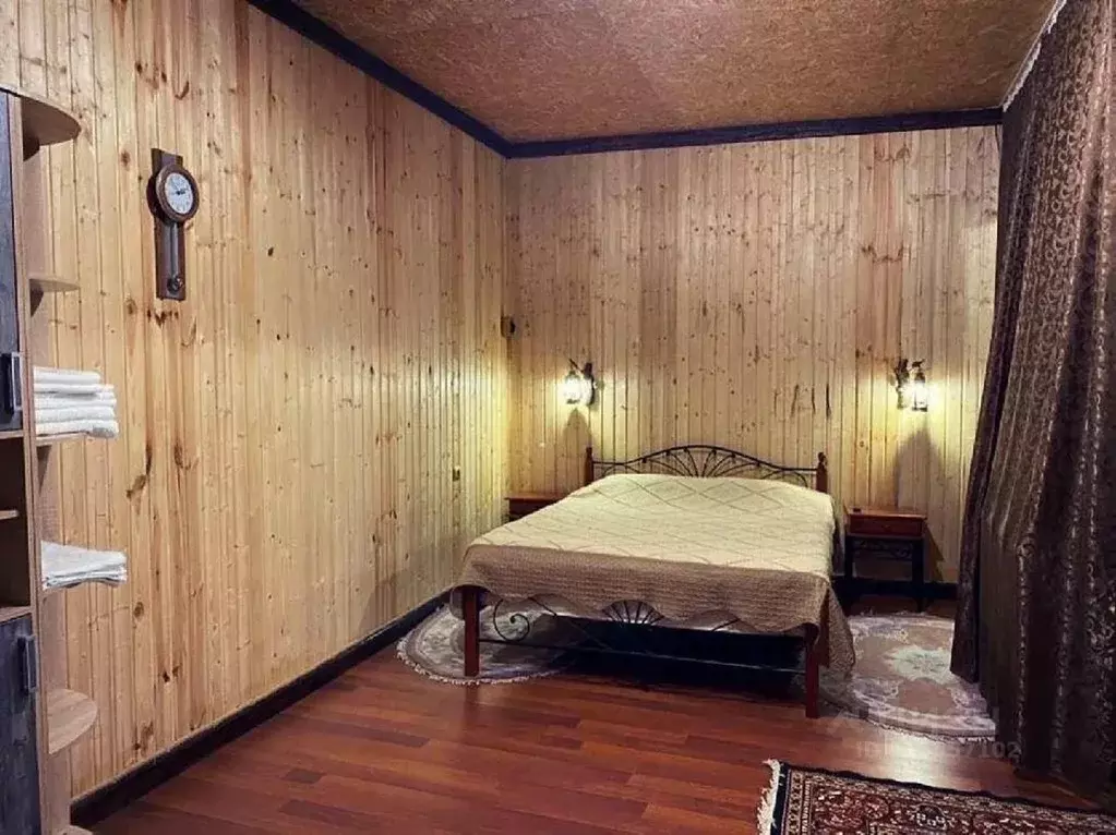 Дом в Карачаево-Черкесия, Карачаевский район, с. Имени Коста ... - Фото 1