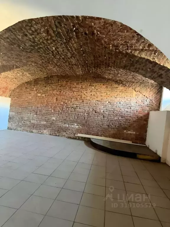 Помещение свободного назначения в Санкт-Петербург наб. Реки Фонтанки, ... - Фото 1