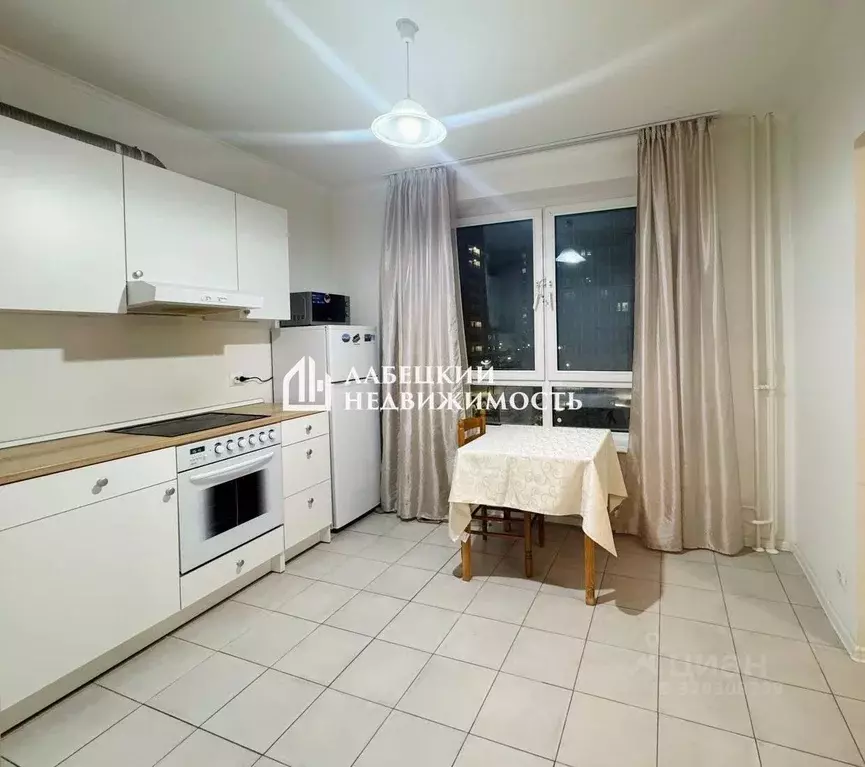 2-к кв. Москва ул. Саларьевская, 14к2 (69.8 м) - Фото 0