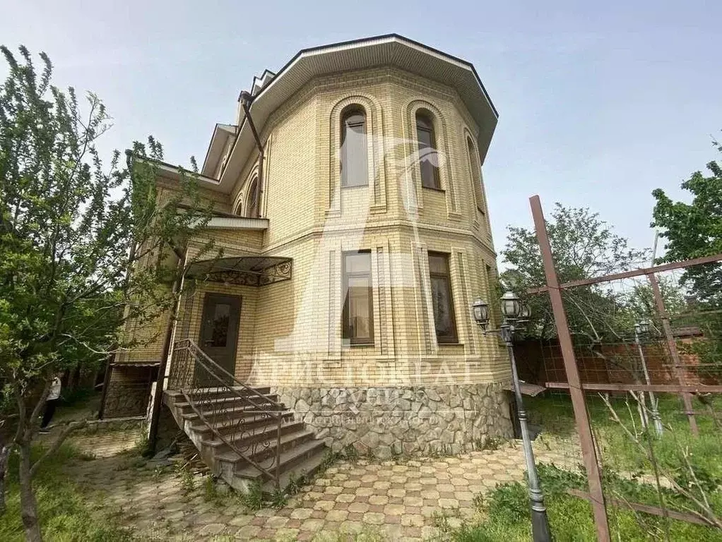 Дом в Ставропольский край, Пятигорск городской округ, пос. ... - Фото 1