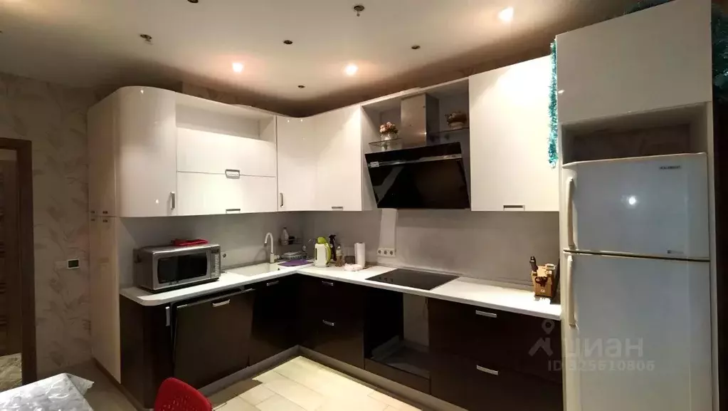 3-к кв. Московская область, Красногорск бул. Космонавтов, 7 (76.7 м) - Фото 1