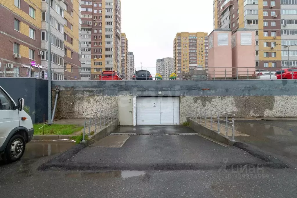 Гараж в Тюменская область, Тюмень ул. Мельникайте, 2к4 (13 м) - Фото 1