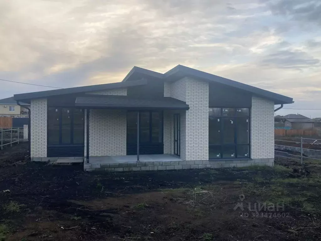 Дом в Белгородская область, Белгородский район, Дубовское с/пос, пос. ... - Фото 2