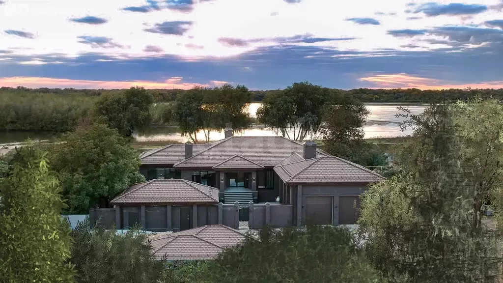 Дом в село Заволжское, улица Ленина (329.8 м) - Фото 2