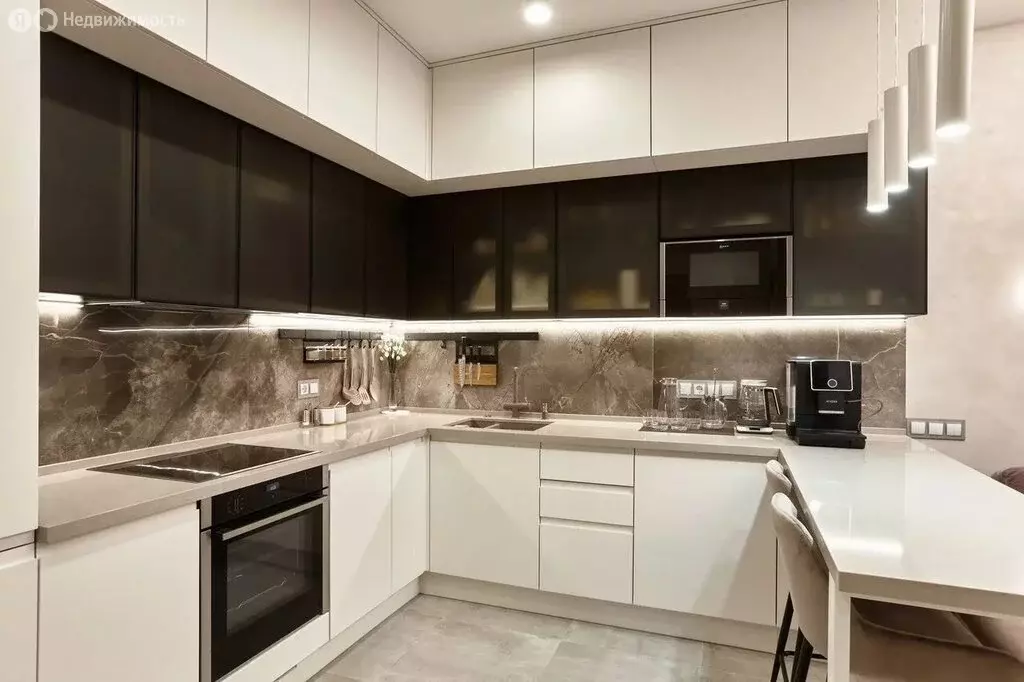 3-комнатная квартира: Ялта, улица Дражинского, 48 (110 м) - Фото 1