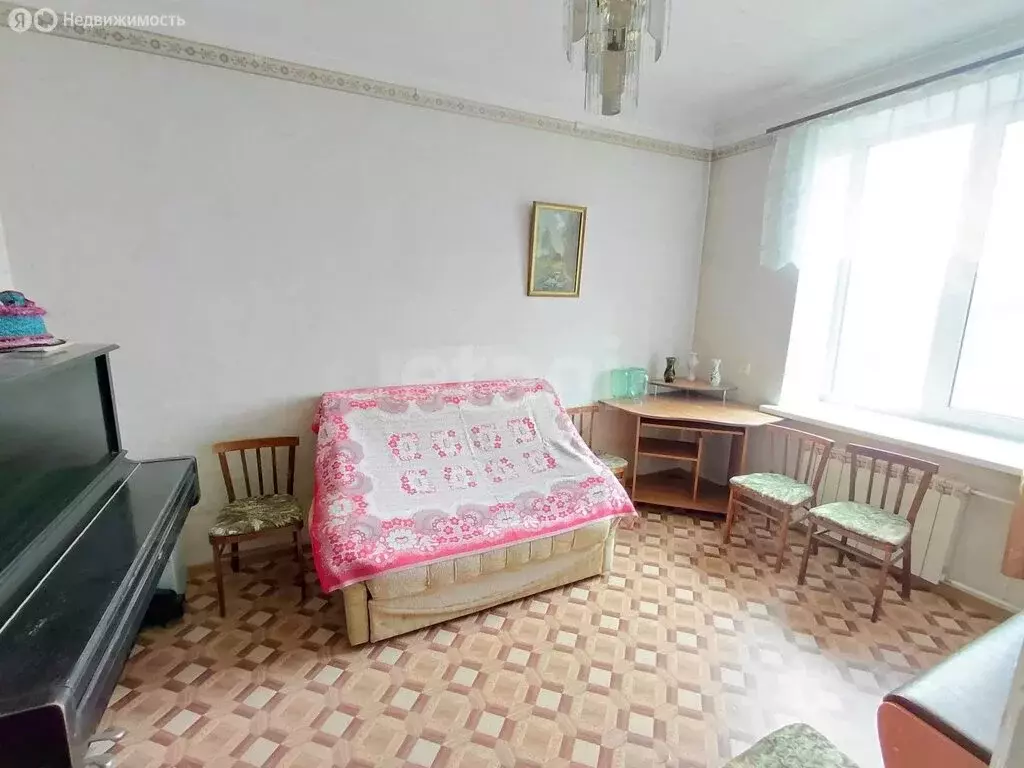 3-комнатная квартира: Новосибирск, улица Бурденко, 29 (57.3 м) - Фото 2