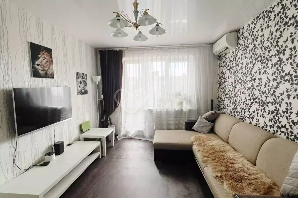 3-к кв. Волгоградская область, Волгоград ул. 39-й Гвардейской Дивизии, ... - Фото 1