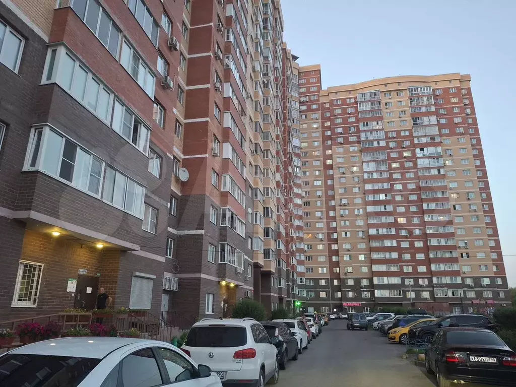1-к. квартира, 43 м, 20/23 эт. - Фото 0