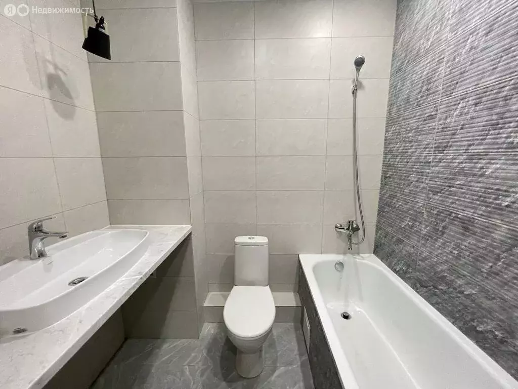 1-комнатная квартира: Краснодар, улица им. Героя Яцкова И.В., 19 ... - Фото 1