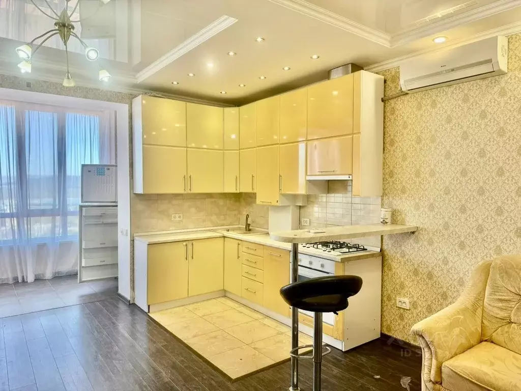 2-к кв. Крым, Симферополь ул. Нестерова, 58 (49.8 м) - Фото 0