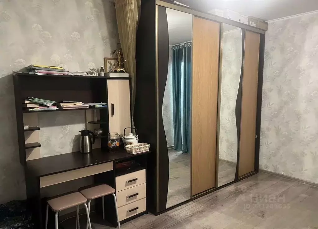 Комната Новгородская область, Великий Новгород Октябрьская ул., 40А - Фото 2
