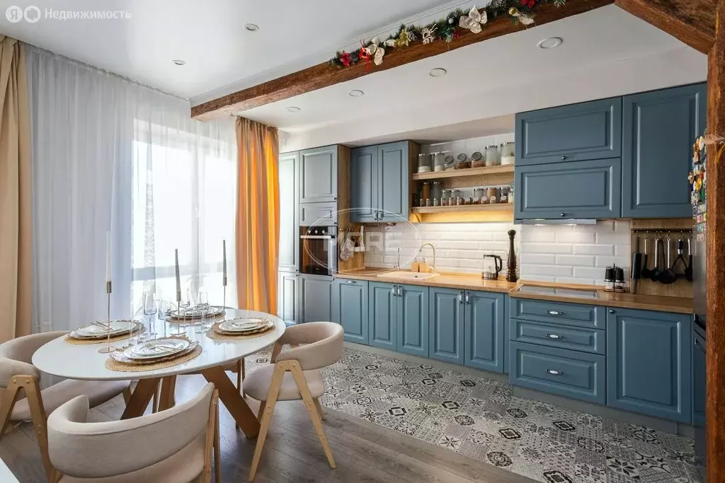 2-комнатная квартира: Калининград, улица Генерала Челнокова, 60 (65 м) - Фото 1