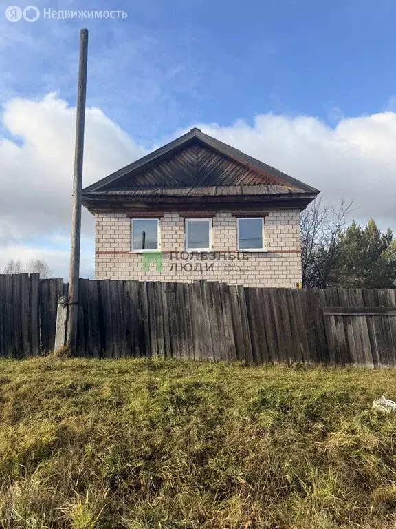 Дом в Юськи, Пионерская улица, 34 (250 м) - Фото 1