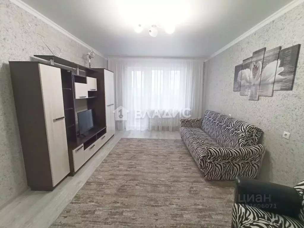 2-к кв. Брянская область, Брянск ул. Горбатова, 35 (55.7 м) - Фото 2