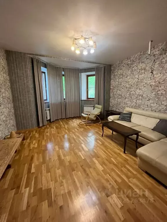 3-к кв. Свердловская область, Екатеринбург ул. Папанина, 17 (78.0 м) - Фото 1