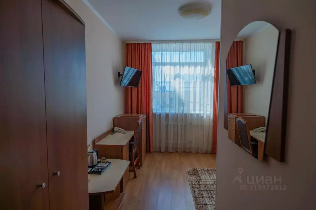Комната Калужская область, Калуга ул. Карпова, 10 (17.0 м) - Фото 0
