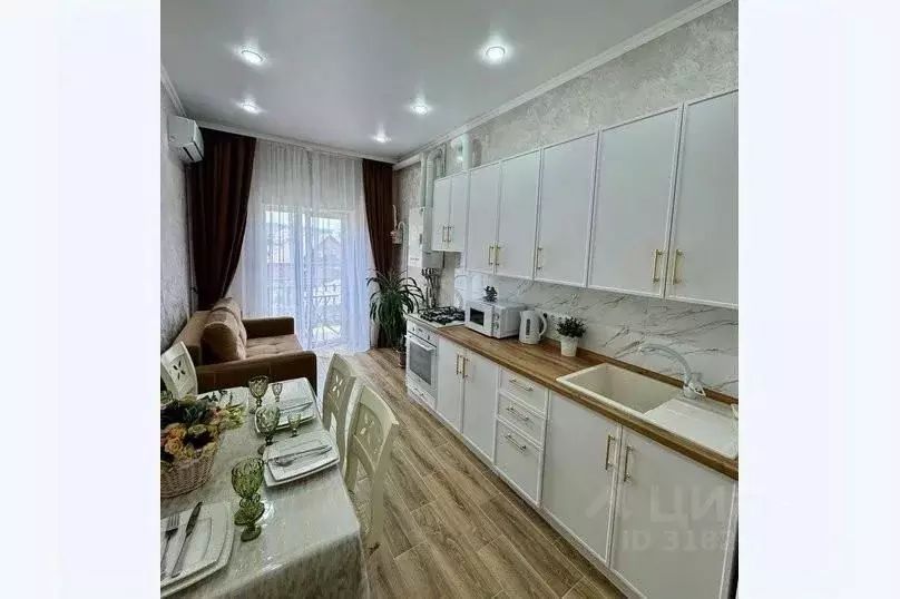 2-к кв. Краснодарский край, Геленджик ул. Геленджикская, 37 (52.0 м) - Фото 1