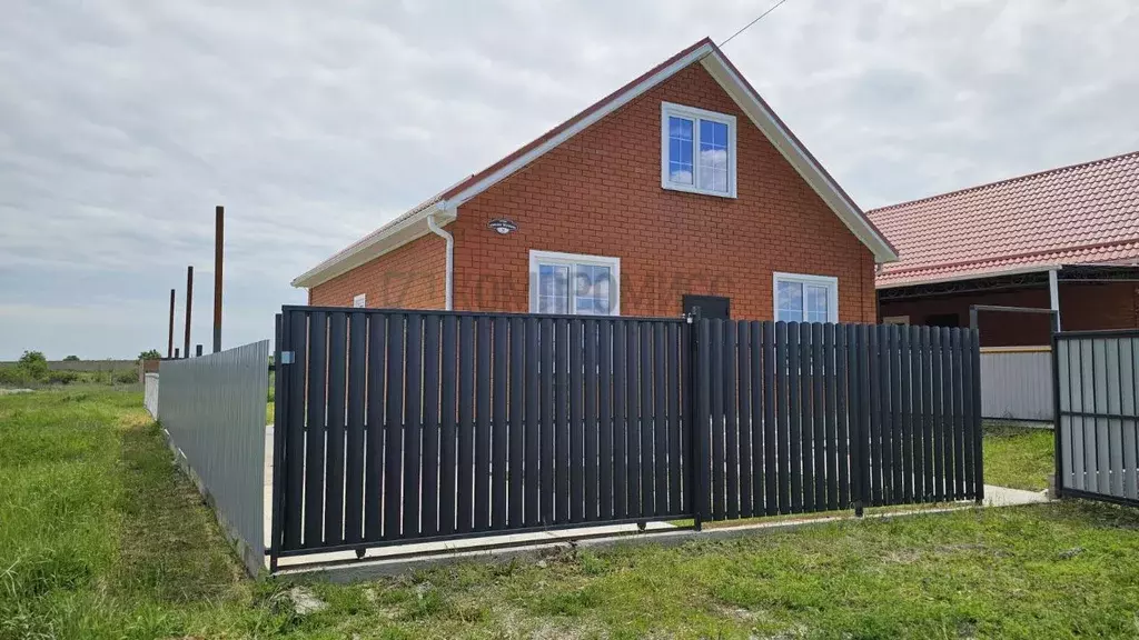 Дом в Краснодарский край, Северский район, Черноморское городское ... - Фото 1