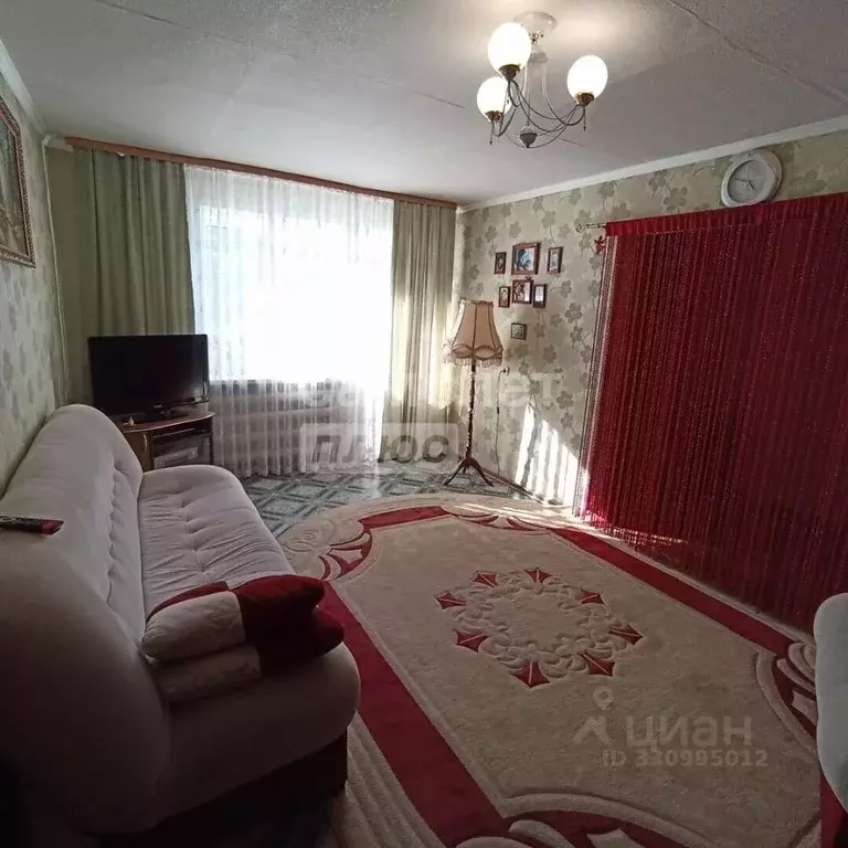 2-к кв. Пензенская область, Кузнецк Рабочая ул., 180 (41.1 м) - Фото 1