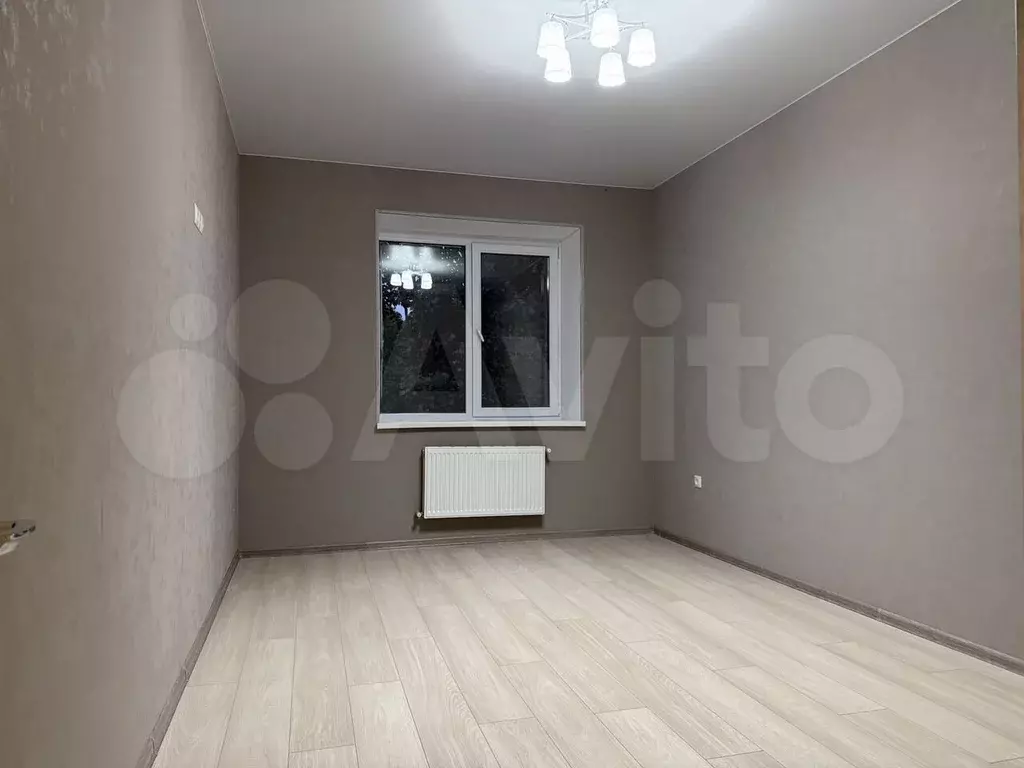 1-к. квартира, 40 м, 4/4 эт. - Фото 1