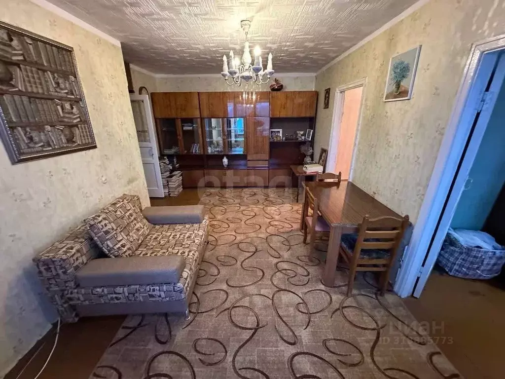 4-к кв. Тюменская область, Тюмень ул. Парфенова, 17 (61.1 м) - Фото 0