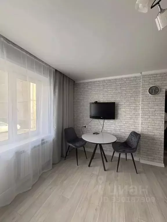 1-к кв. Хакасия, Абакан ул. Торосова, 2/2 (33.0 м) - Фото 2