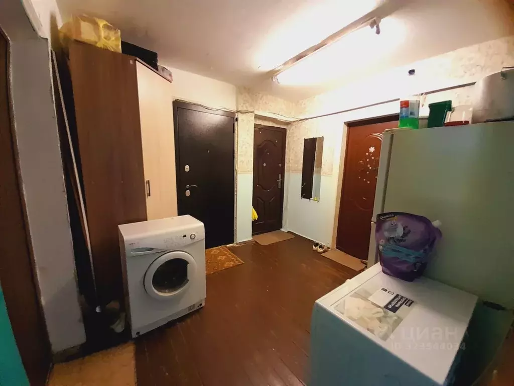 Комната Новгородская область, Великий Новгород ул. Зелинского, 7 (17.0 ... - Фото 2