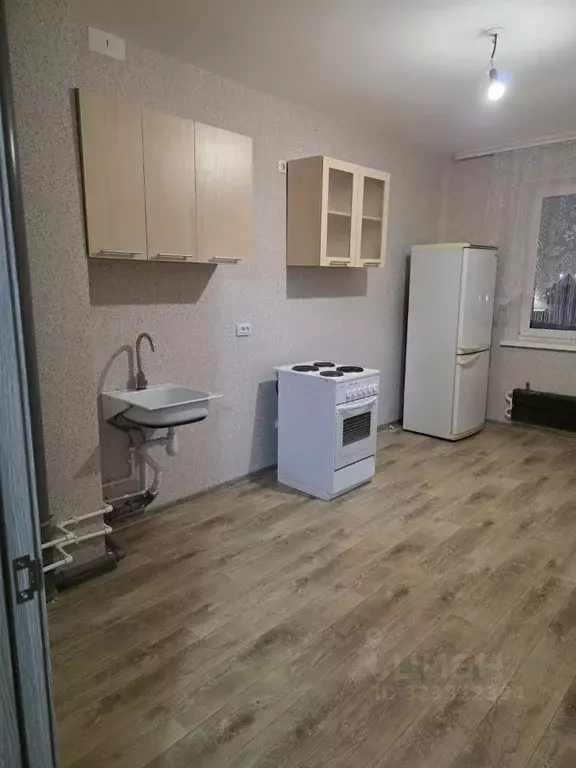 1-к кв. Омская область, Омск проезд 4-й Амурский, 13 (36.1 м) - Фото 1