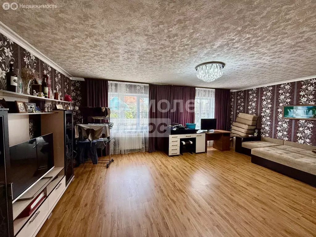 Дом в Приморско-Ахтарск, Новгородская улица (172.8 м) - Фото 1