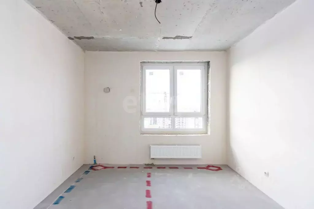 Студия Тюменская область, Тюмень ул. Фармана Салманова, 15 (23.4 м) - Фото 1