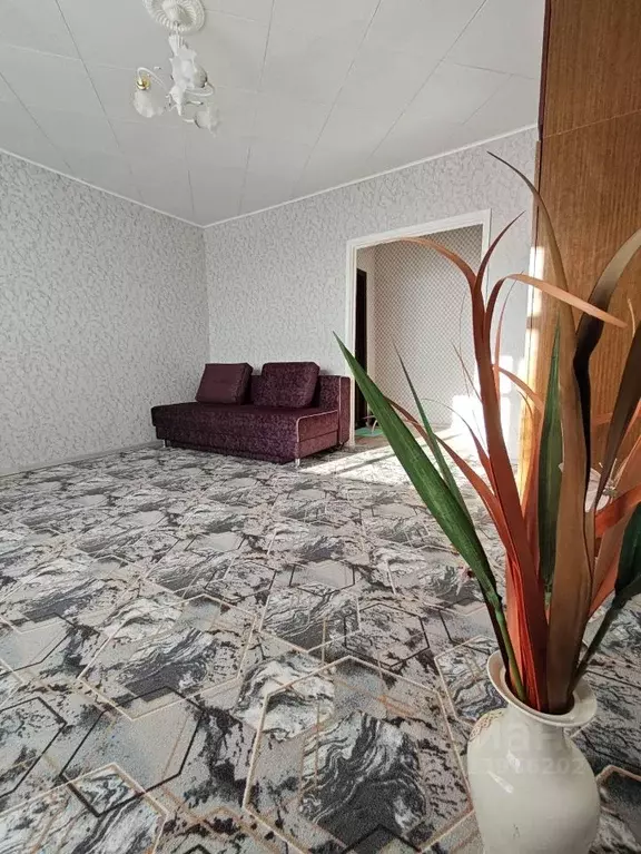 1-к кв. Омская область, Омск ул. Конева, 24 (38.0 м) - Фото 1