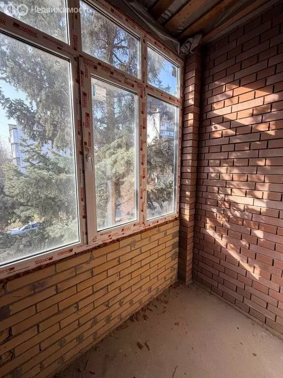 1-комнатная квартира: Таганрог, улица Сергея Лазо, 12 (39.6 м) - Фото 0