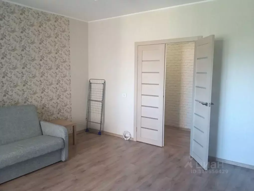 2-к кв. Челябинская область, Челябинск Кавказская ул., 31 (52.0 м) - Фото 1