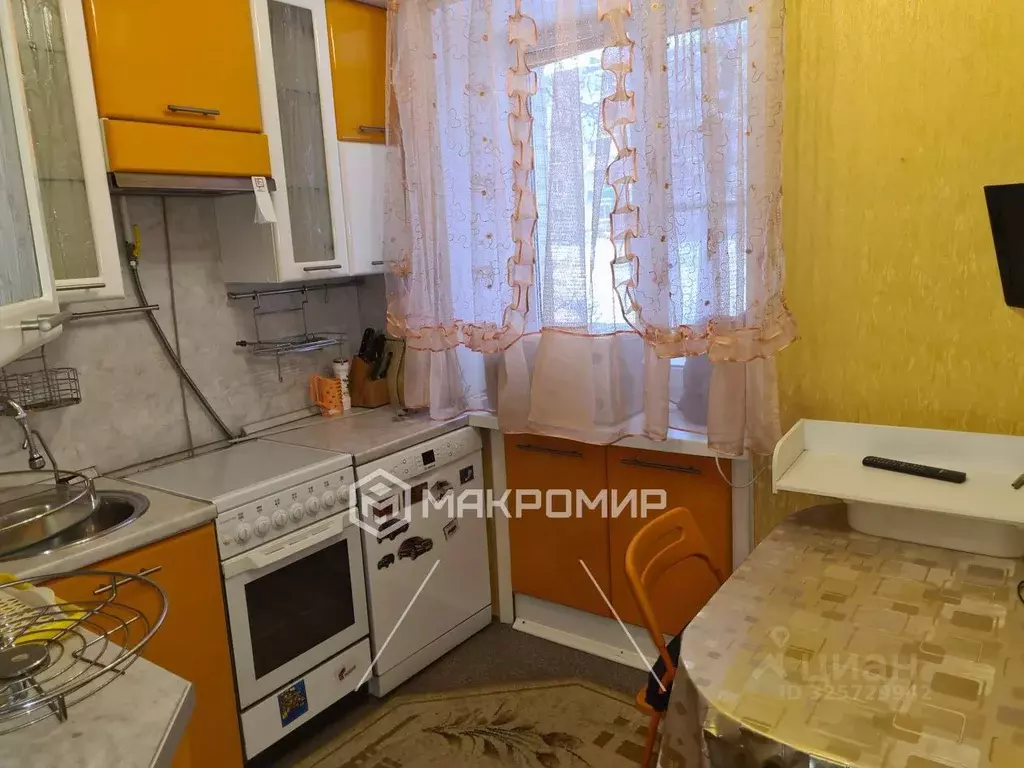 2-к кв. Московская область, Домодедово Авиационный мкр, просп. ... - Фото 1