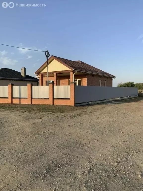 Дом в станица Старокорсунская, Чонгарская улица, 297 (112 м) - Фото 0