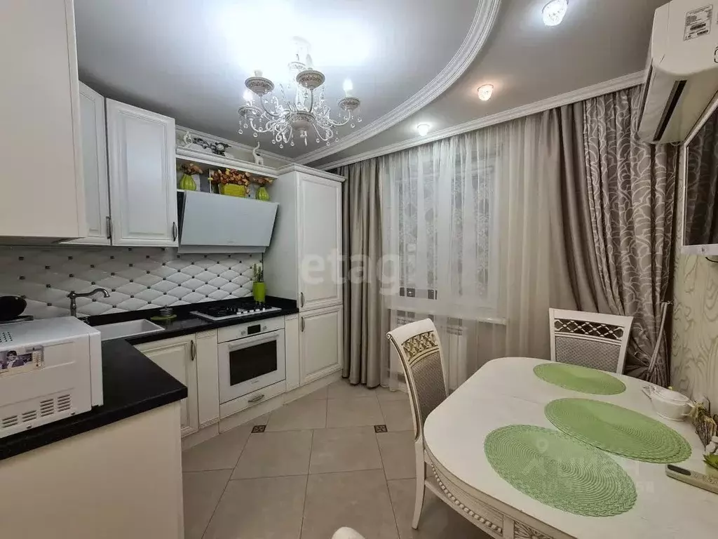 3-к кв. Белгородская область, Белгород ул. Буденного, 13 (72.0 м) - Фото 1