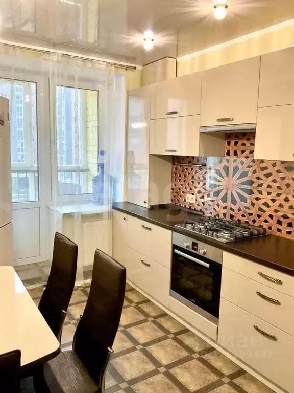 2-к кв. Татарстан, Казань ул. Павлюхина, 99б (50.0 м) - Фото 1