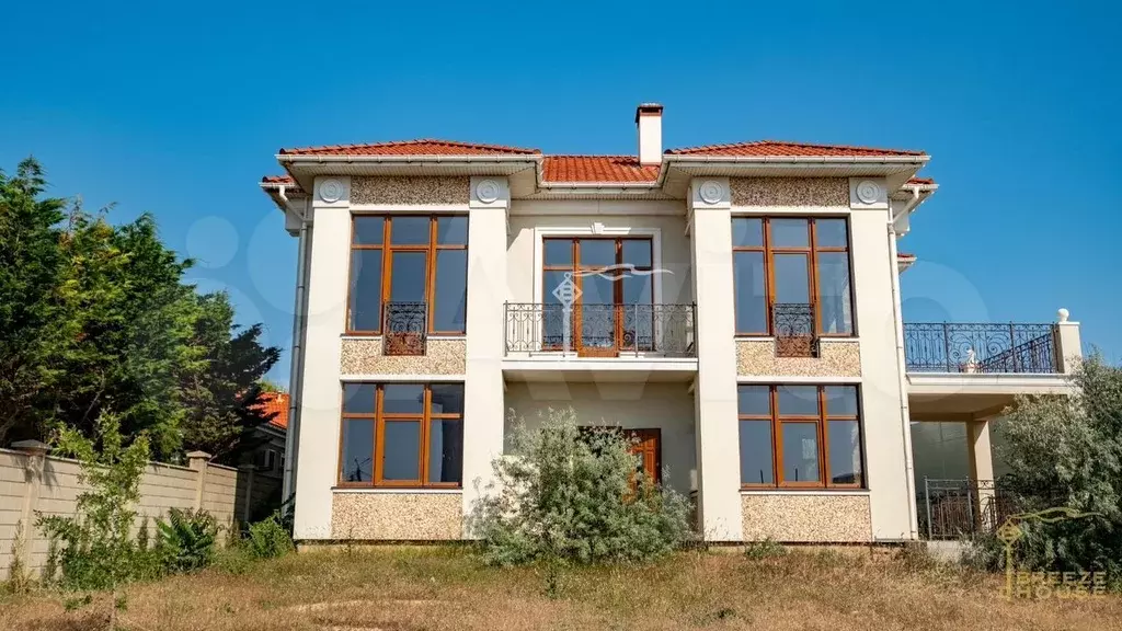 Дом 345 м на участке 9,5 сот. - Фото 1