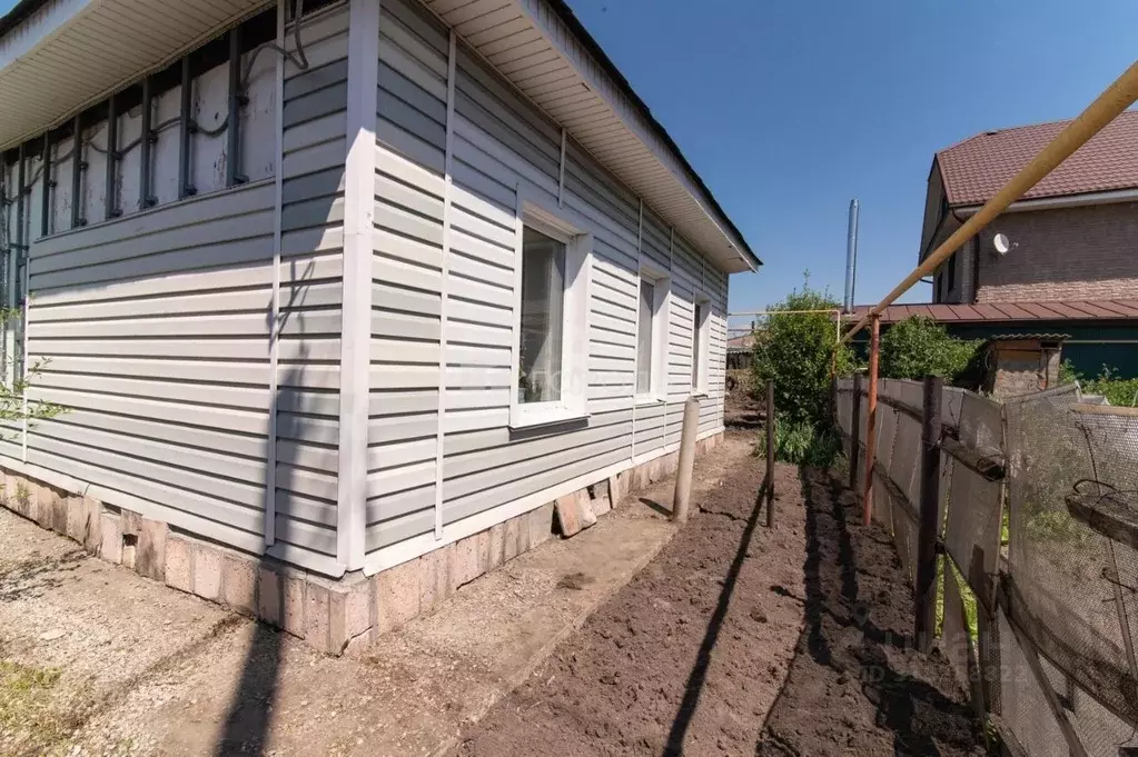 Дом в Алтайский край, Барнаул ул. Кутузова, 89 (40 м) - Фото 0