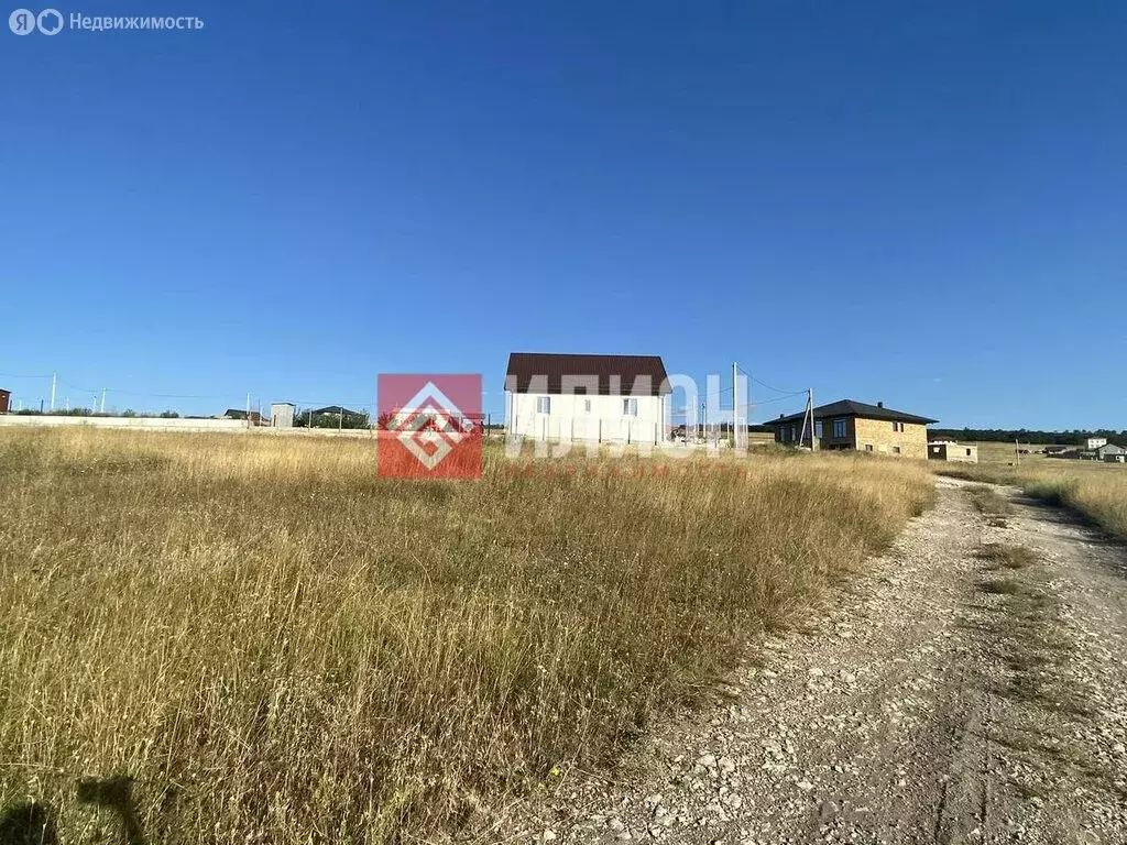 Участок в Чистенское сельское поселение, село Левадки (11 м) - Фото 1