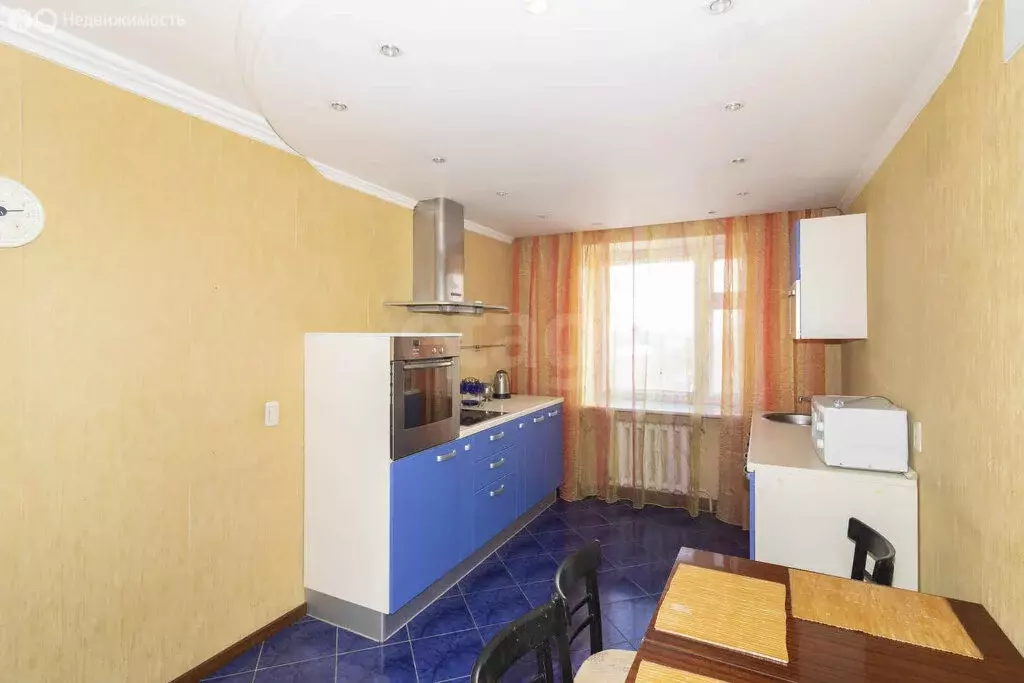 2-комнатная квартира: Тюмень, улица Пермякова, 23/1 (72.2 м) - Фото 1
