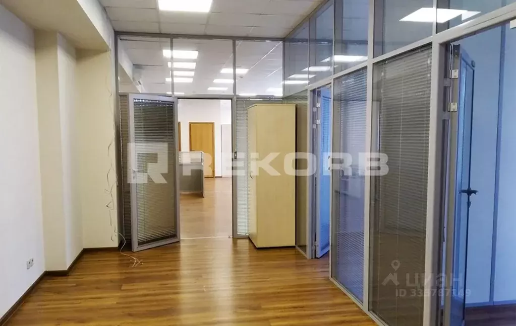 Офис в Санкт-Петербург ул. Ивана Черных, 31-33Б (810 м) - Фото 2