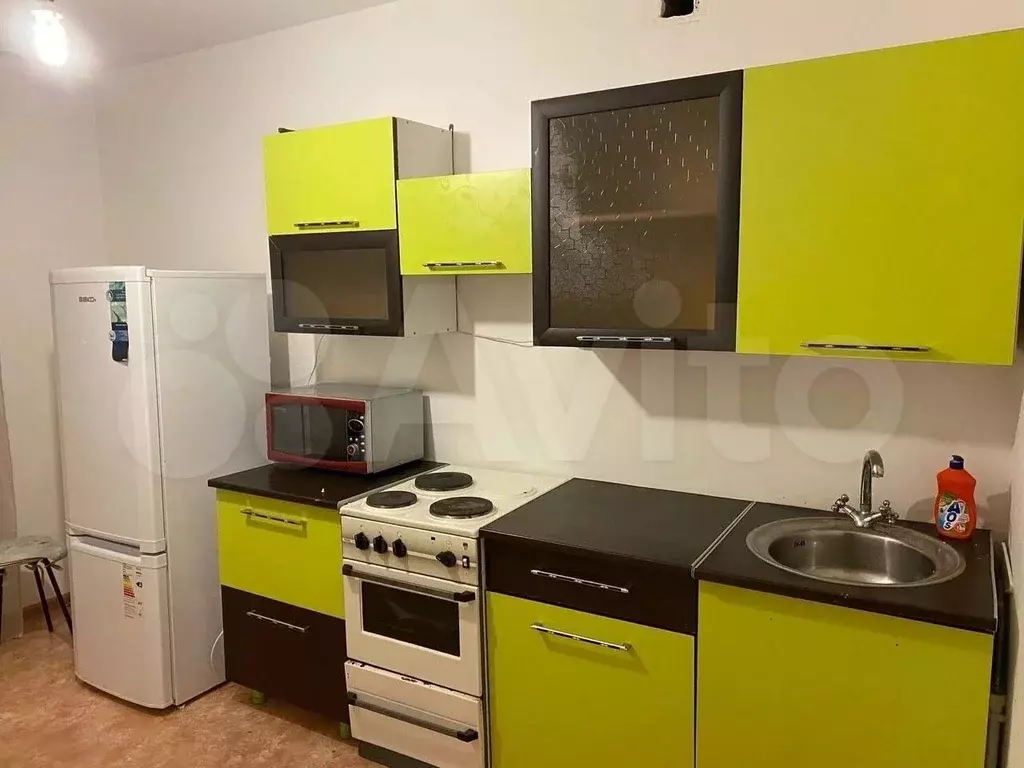 1-к. квартира, 40 м, 8/16 эт. - Фото 0
