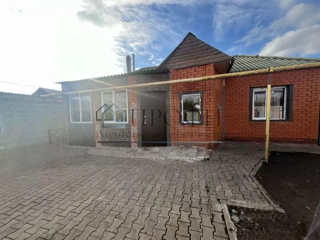 Дом в Белгородская область, Корочанский район, Бубновское с/пос, с. ... - Фото 2